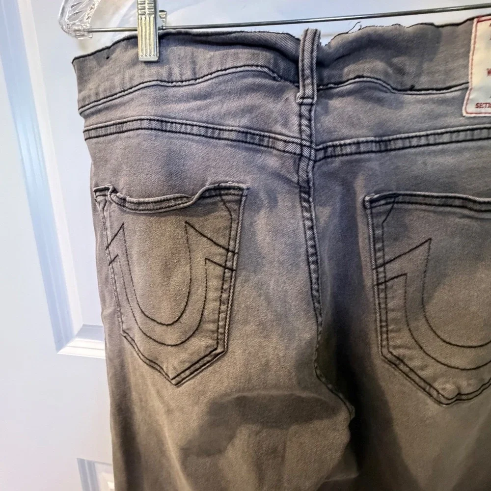 True Religion Mens Jeans Geno Relaxed Slim Gray Size 34 Flawed